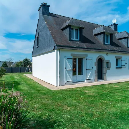 Kerhelle - Maison Familiale A *